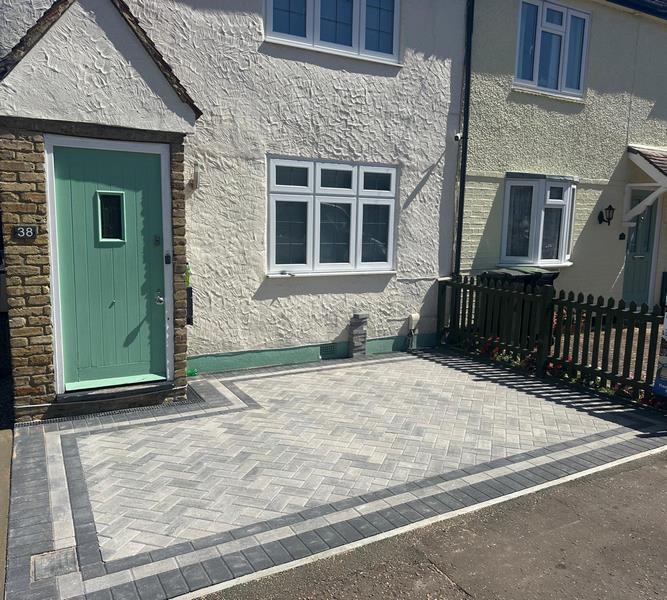 beautiful block paveddriveway ipswich after